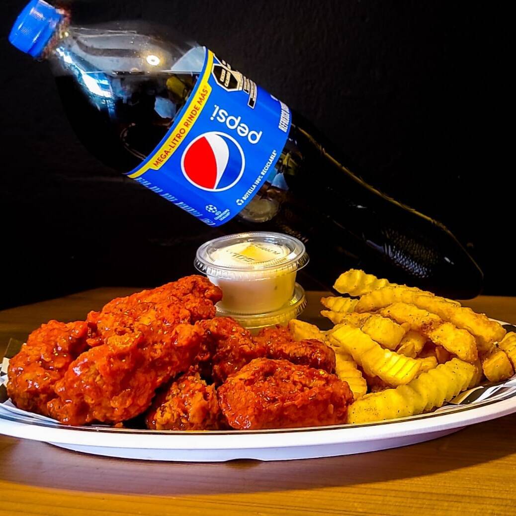 50 Alitas o Boneless