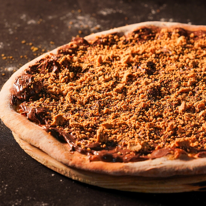 mussarela , nutella e paçoca