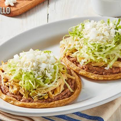Sopes de Pollo