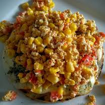 Huevos Rancheros con Arepa