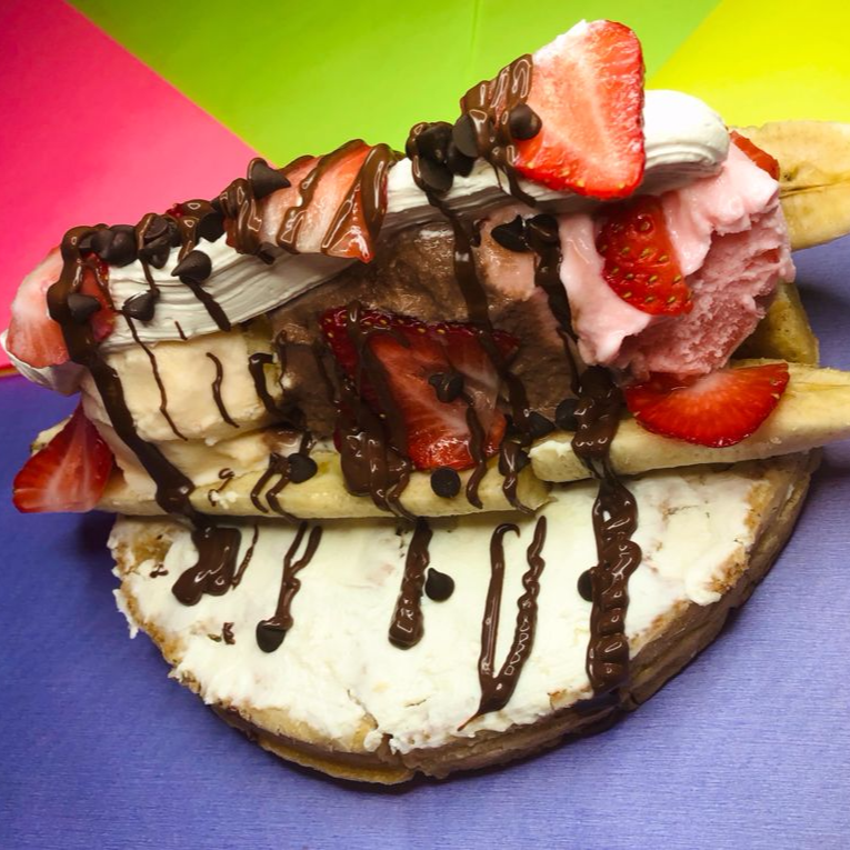 Waffle Banana split