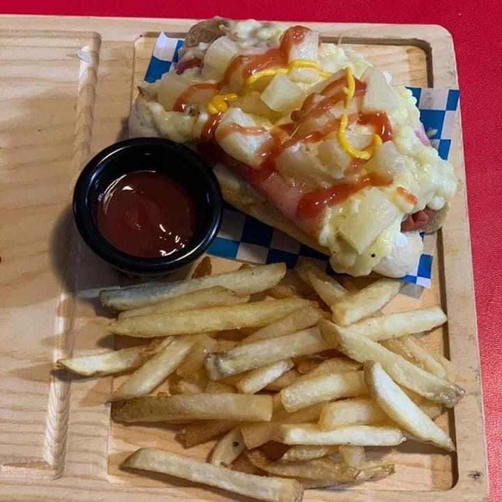 Hot Dog Hawaiano