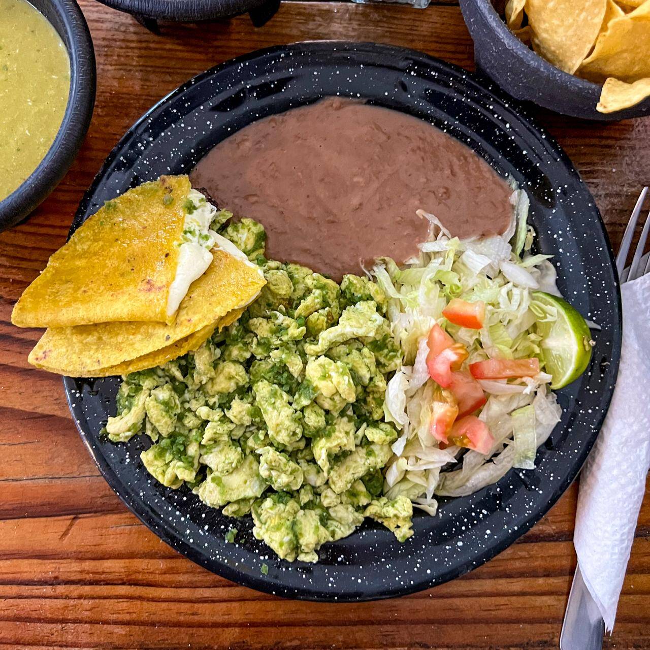 Desayuno Huevo en Salsa Verde