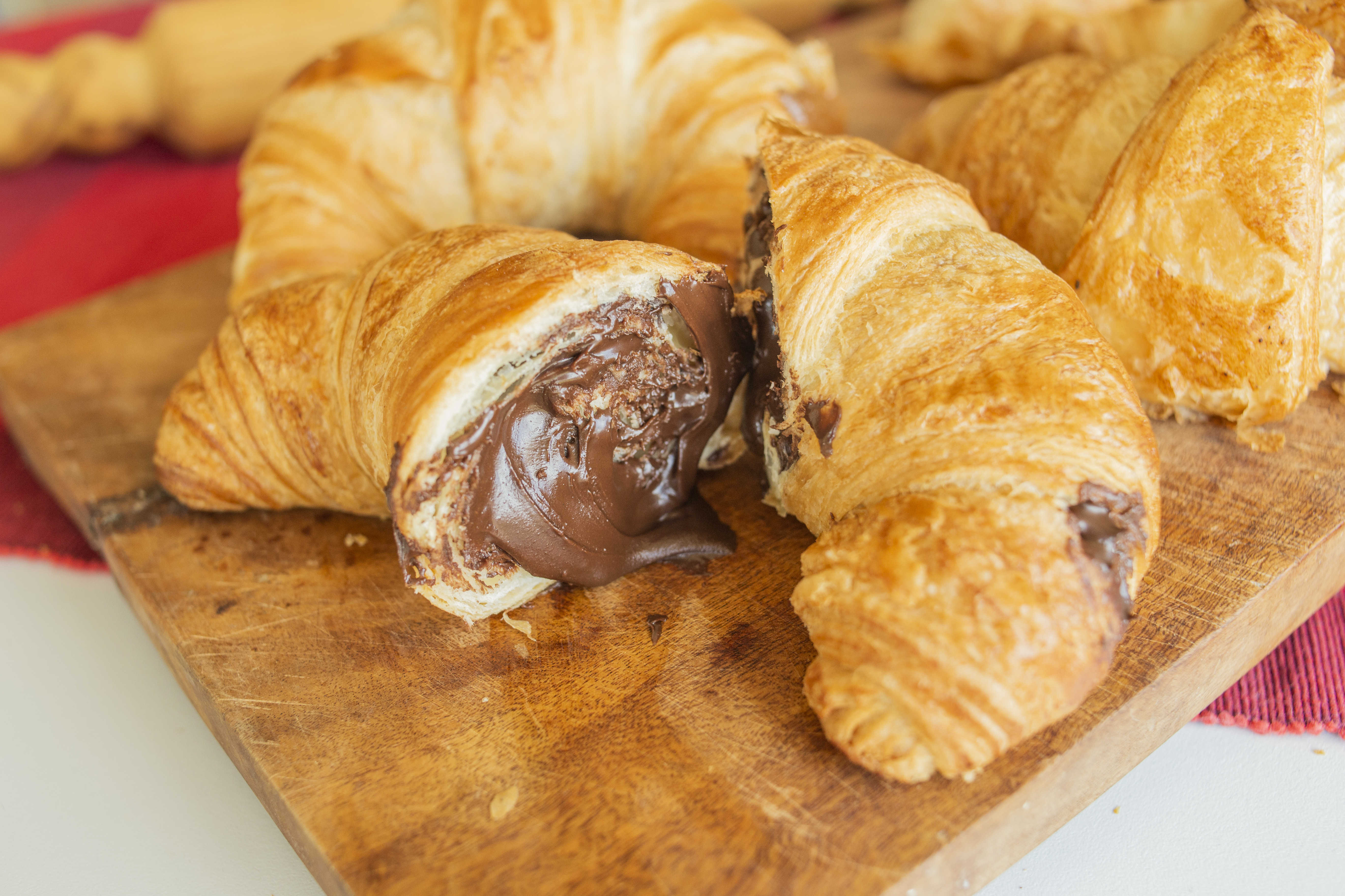 Croissant Relleno de Nutella