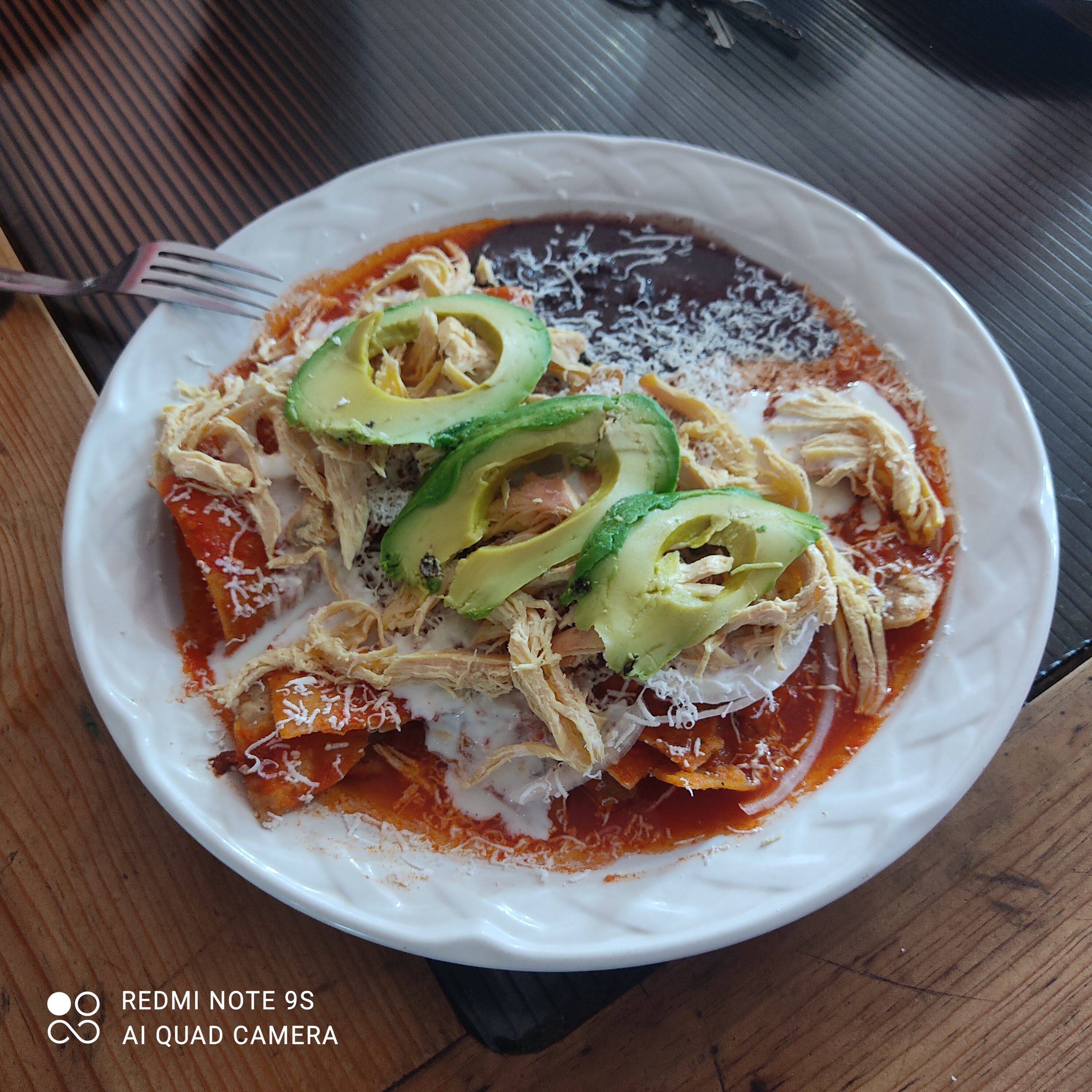 Chilaquiles con bisteck