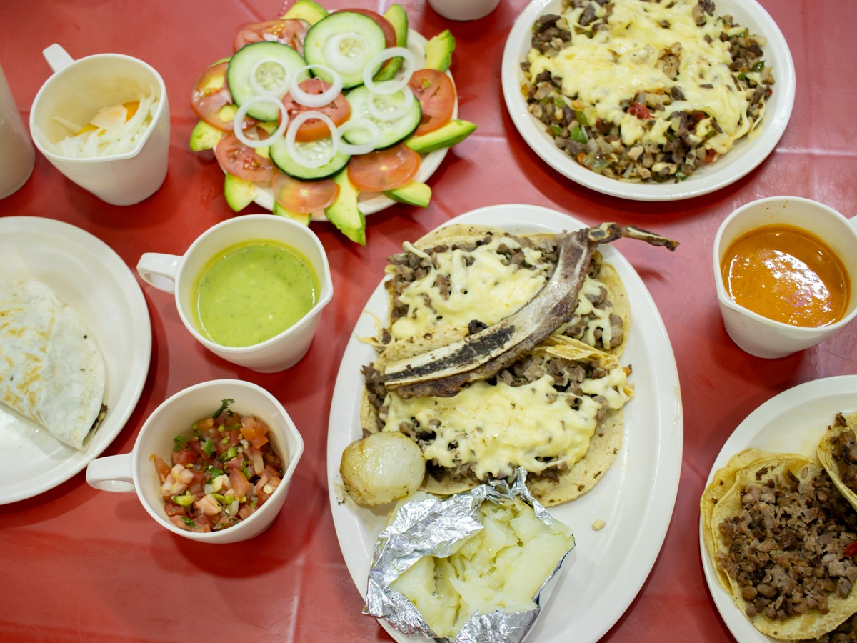 Taquería Los FAROLITOS