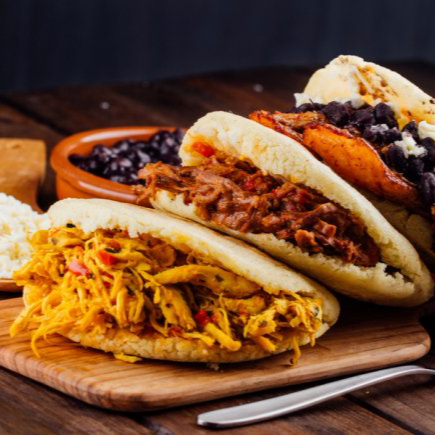 3 Gorditas mas Refresco