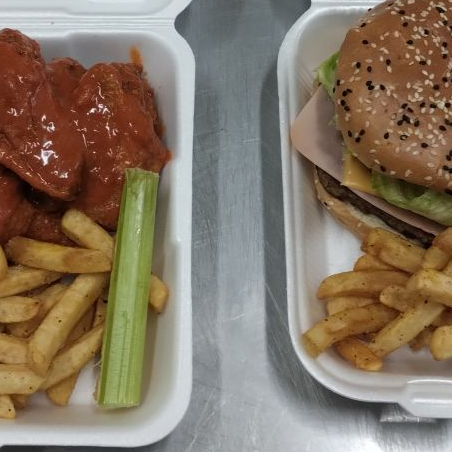 Hamburguesa con Jamón, Queso y 3 Boneless