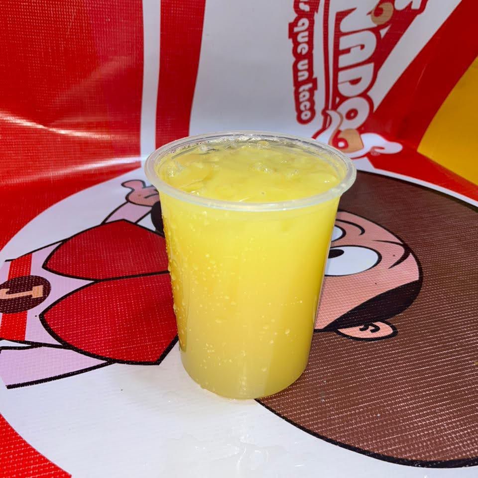 Agua de Piña