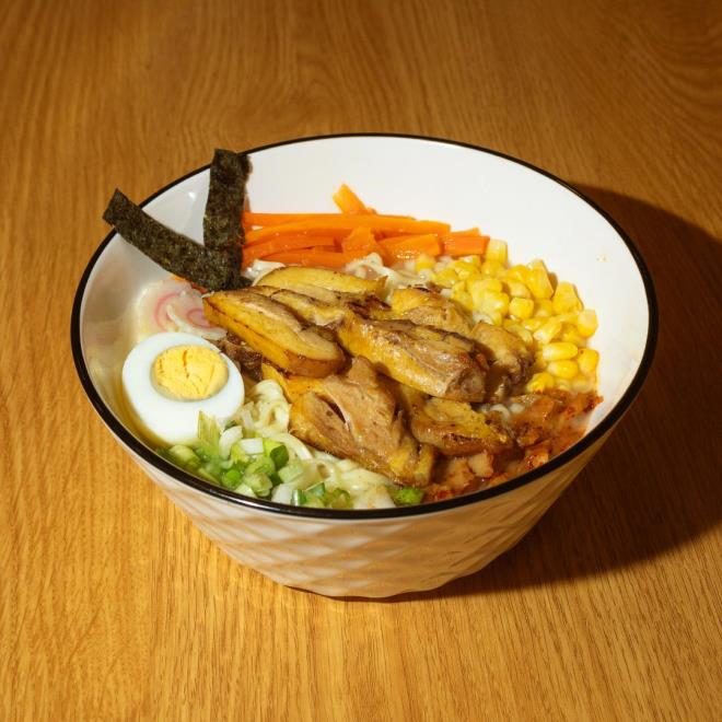 RAMEN POLLO A LA PLANCHA