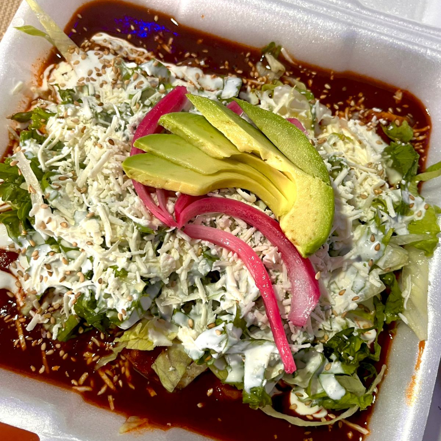 ENCHILADAS DE MOLE + AGUA
