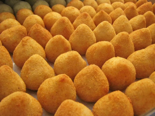 Lu E Lo Doces E Salgados - Vila Crett