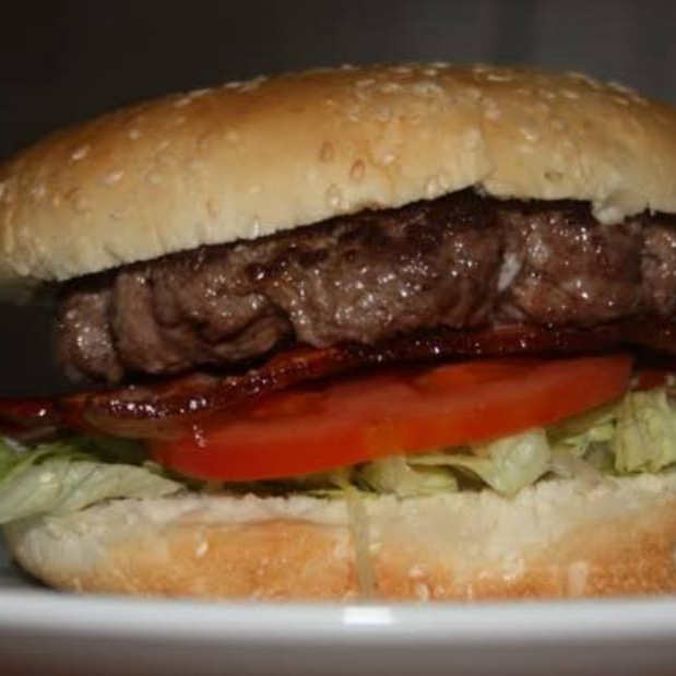 Hamburguesa con Tocino y Queso