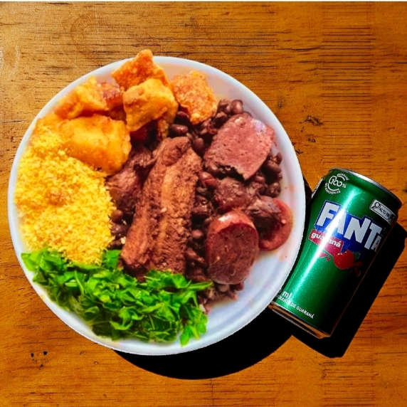 Combo Feijoada + Bebida lata