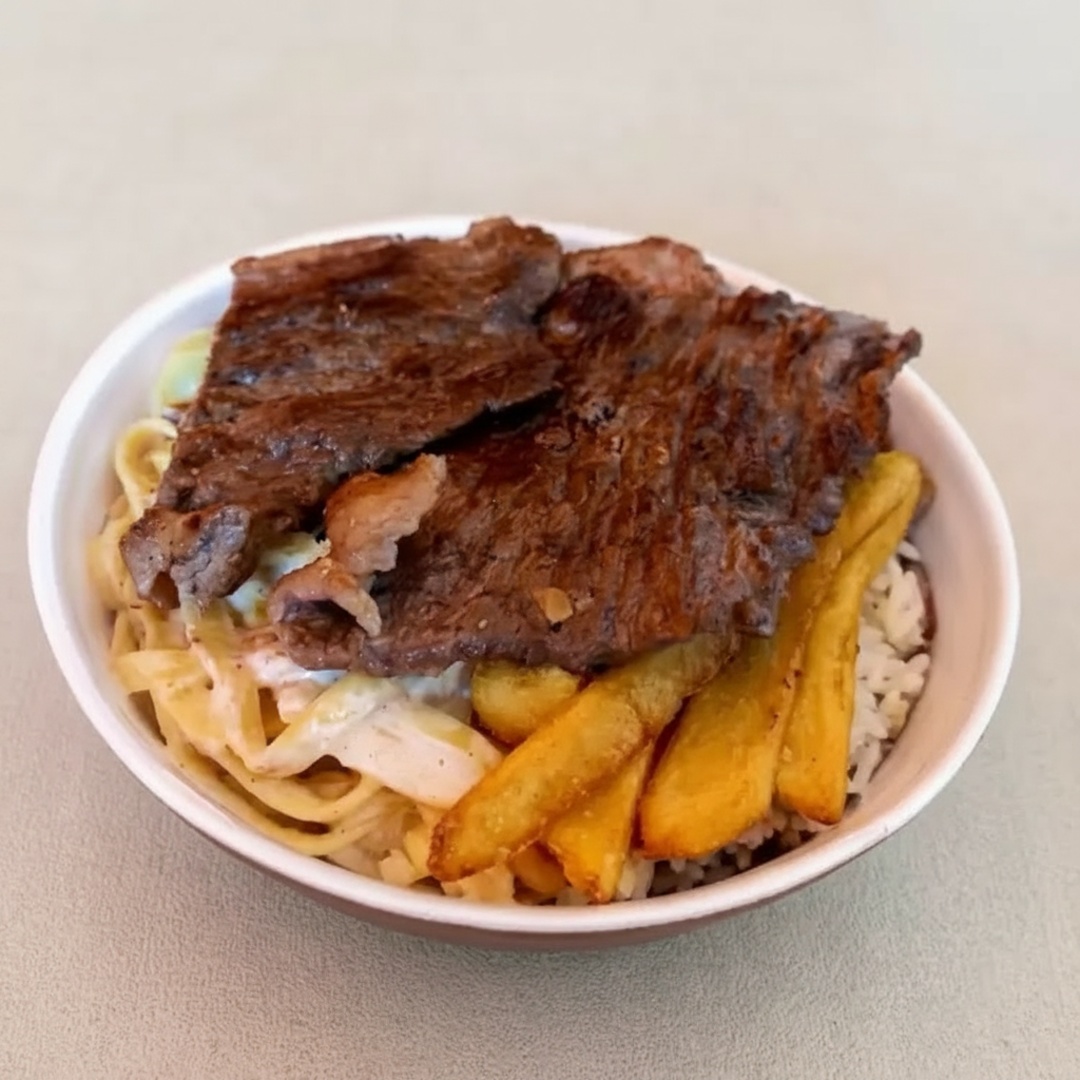 Contém
*feijão
*arroz
*macarrão
*legumes
*farofa
*fritura
*bife grelhado
Também acompanha salada!
ACOMPANHA REFRI MINI 200 ML