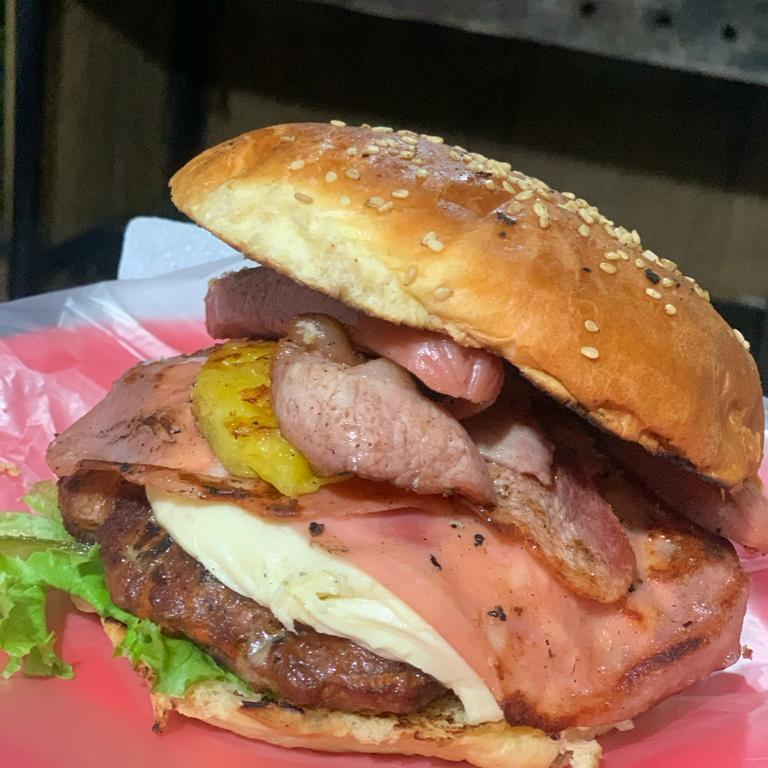 Hamburguesa Hawaiana