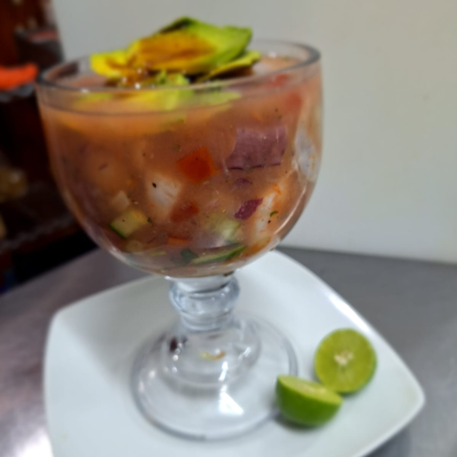 Camarón y Pulpo Grande