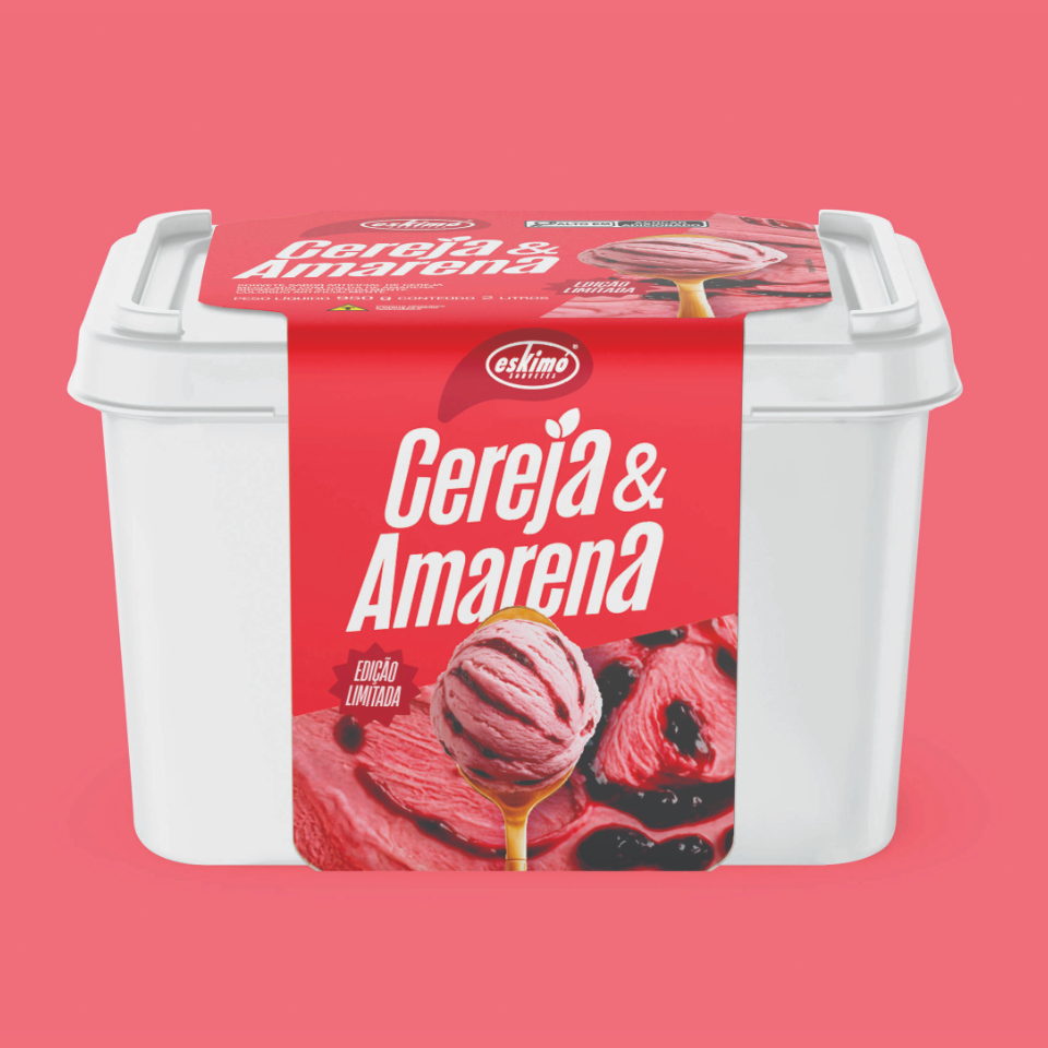 Sorvete sabor artificial de cereja, mesclado com calda de Amarena.