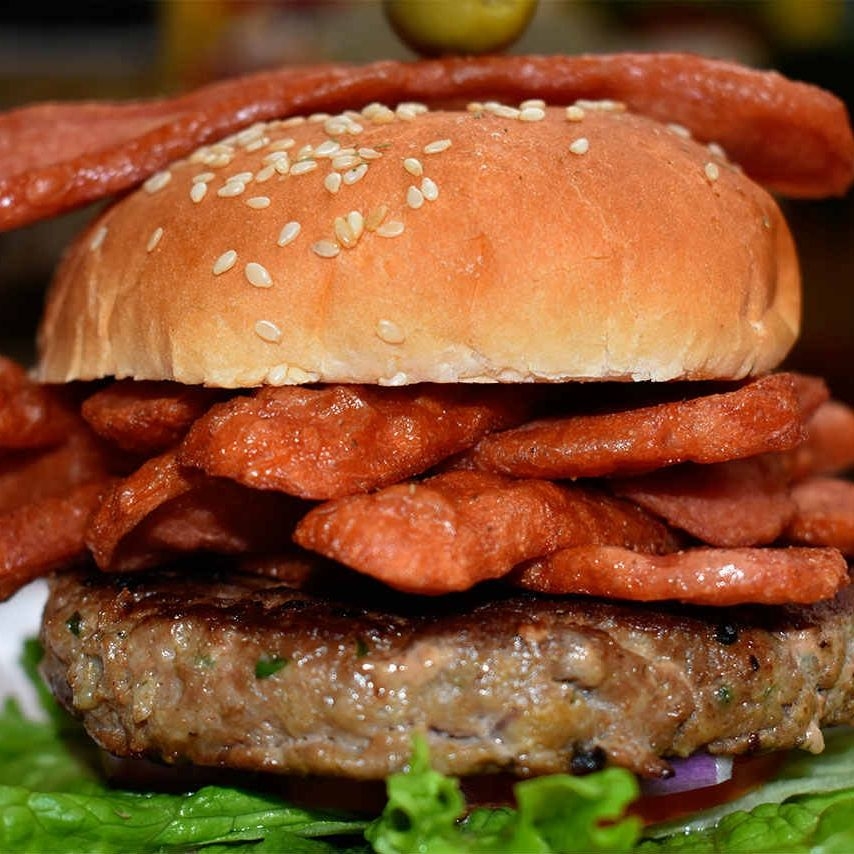 🍔Hamburguesa Grande con Carne y Salchichas🍔