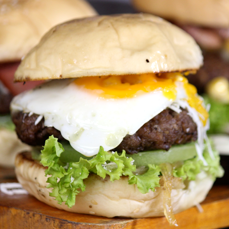 Combo Burger La Criollita+ Papas + Gaseosa