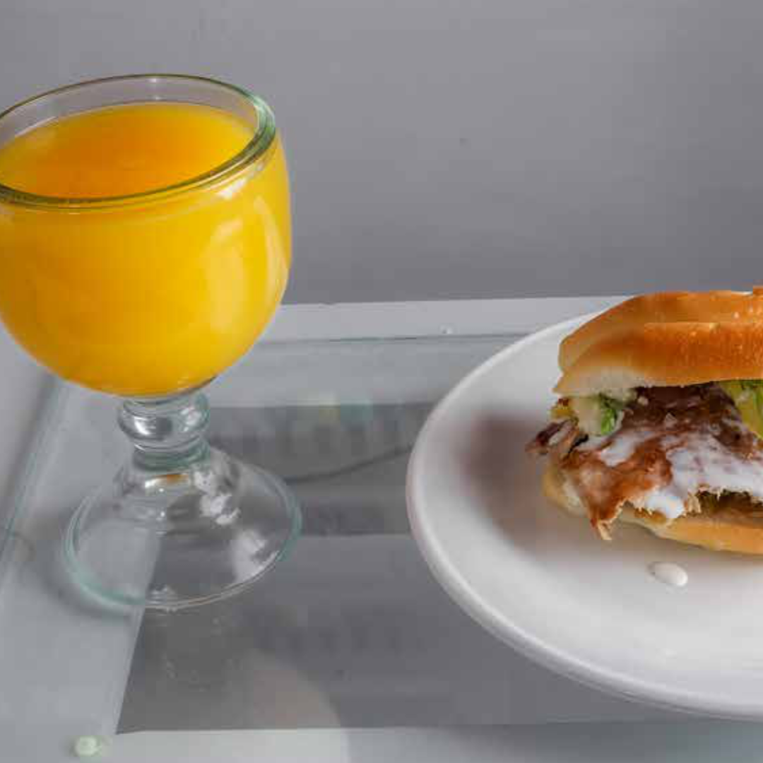 COMBO DE TORTA DE CHILAQUILES SENCILLA+JUGO