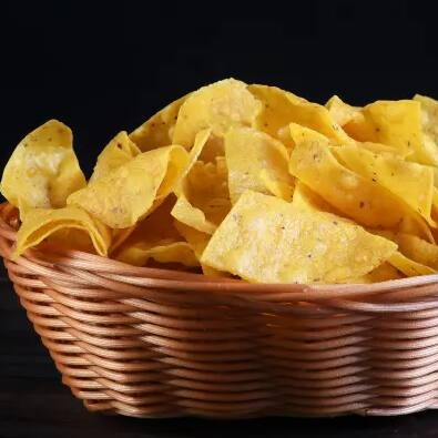 Porção de Nachos simples.