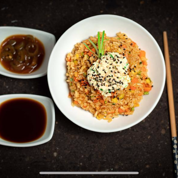 Yakimeshi Vegetariano