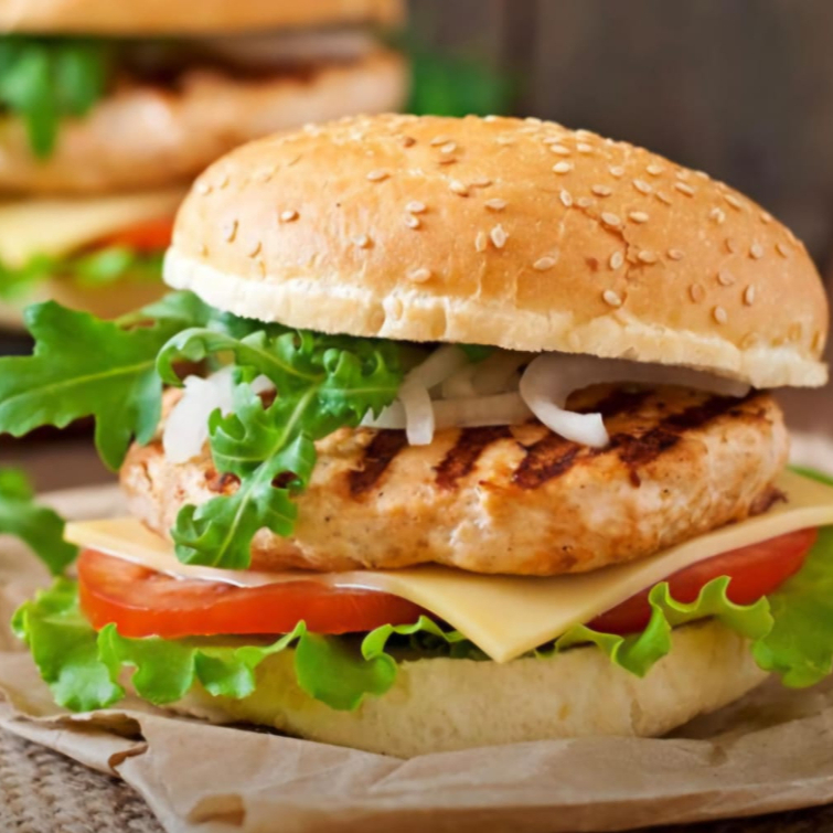 COMBO HAMBURGUESA DE MILANESA DE POLLO