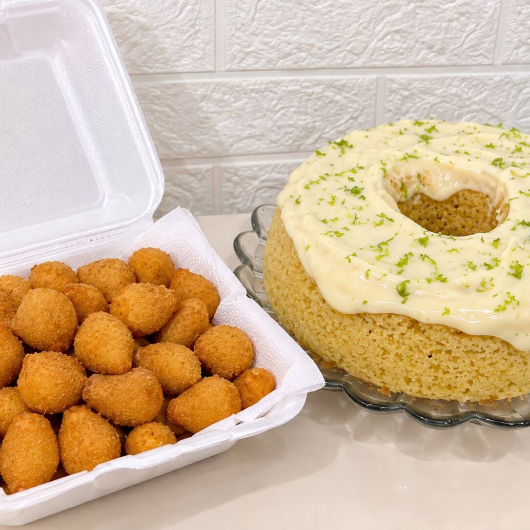 50 mini salgados sortidos, bolo massa artesanal sabor laranja com cobertura de brigadeiro branco - serve de 7 a 10 pessoas.