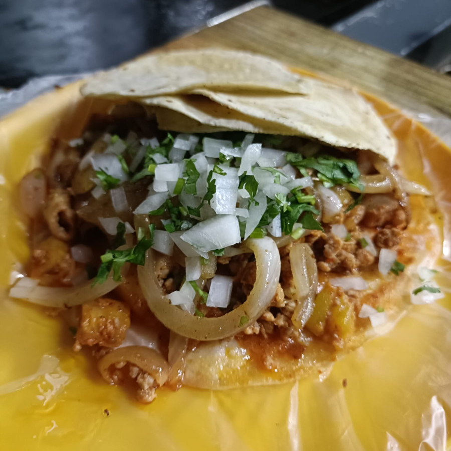 GRINGA ADOBADA