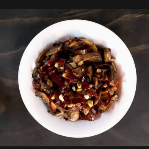 Champiñones al Ajillo