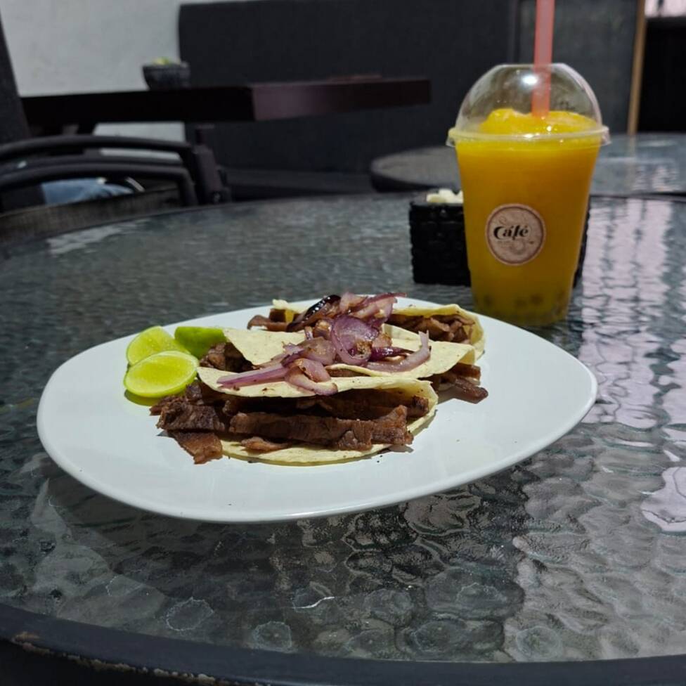 Tacos de Bistec