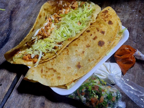 Antojitos los tíos 100% tabasqueños