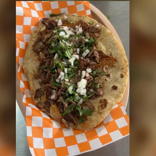 Quesadilla de maíz bistec