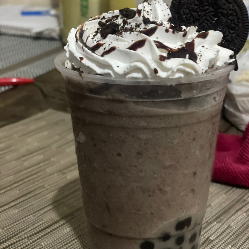 FRAPE DE OREO CON PERLAS (TAPIOCA)