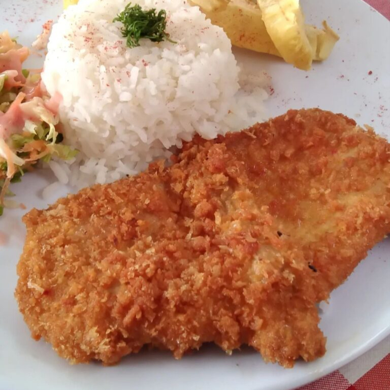 Chuleta Valluna con sopa y bebida