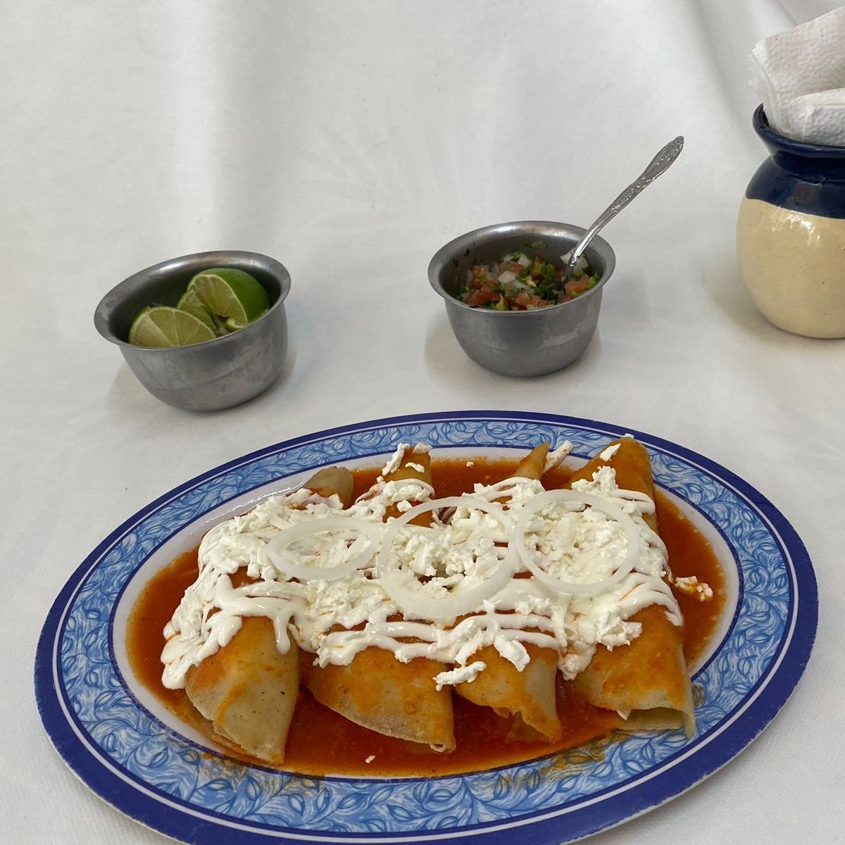 Enchiladas rojas