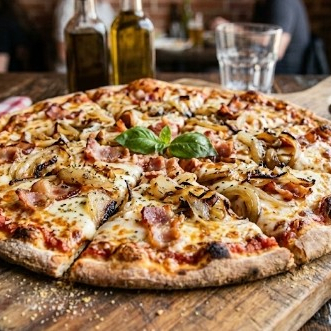 Pizza De Tocino Y Cebolla