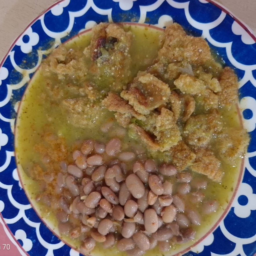 Chicharrón En Salsa Verde