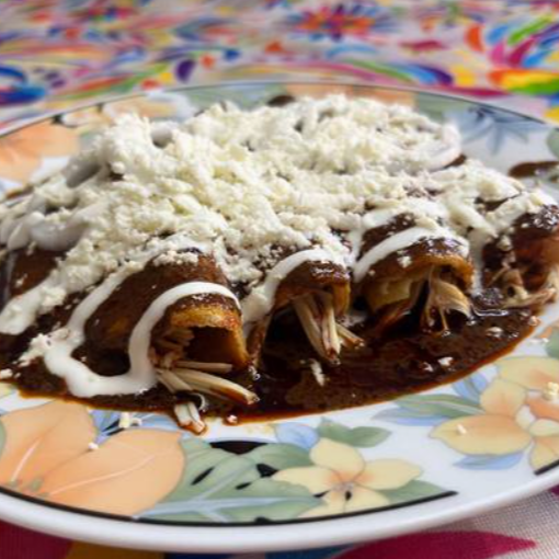 Enmoladas de Pollo 4 pza