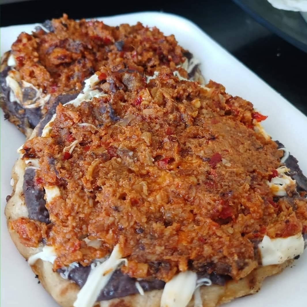 Sope de Chicharron Prensado