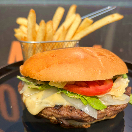 COMBO HAMBURGUESA CLASICA + 1 FRESCA 355Ml