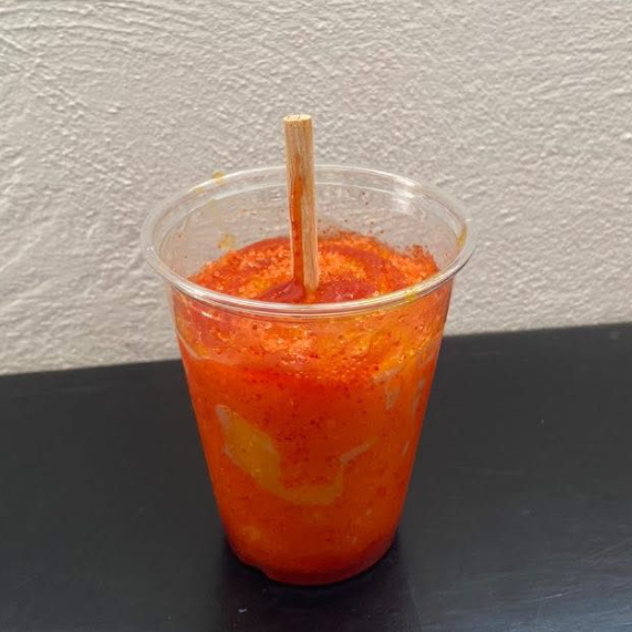 Mangoneada Con Chamoy y Tiko