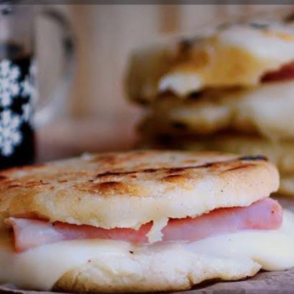 Arepa Paisa
