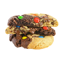 Cookie mesclado de cacau, baunilha, pedaços fartos de chocolate meio amargo e confeitos coloridos de chocolate M&M's.