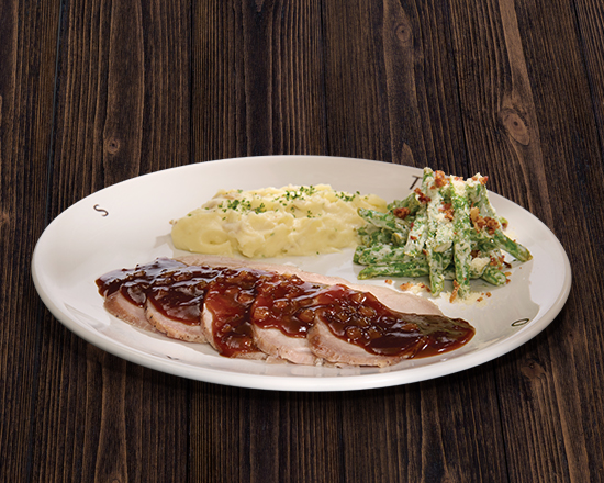 Pierna en Salsa de Piña con Arándanos