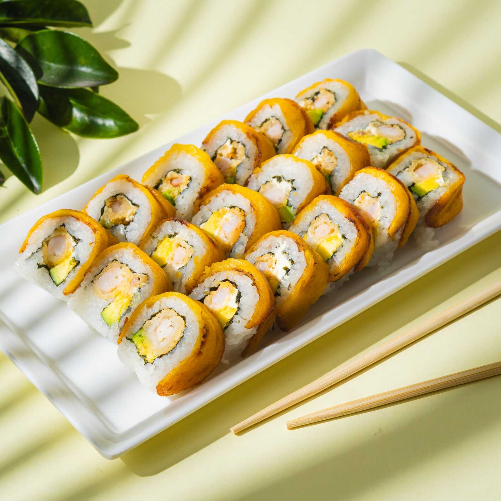 24 Bocados de Sushi Camarón Maduro