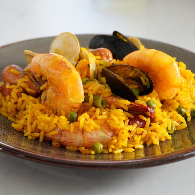 RICA Paella solo Sábado y Domingo