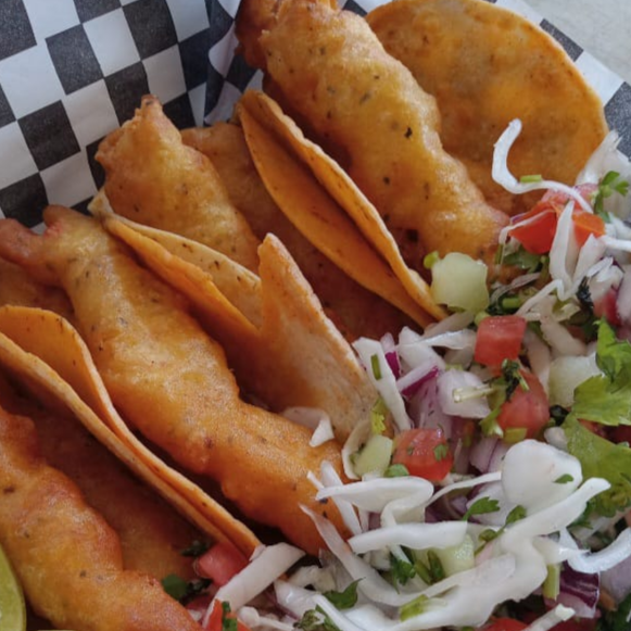 TACOS DE PESCADO
