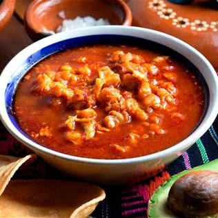 Pozole Rojo de Pollo